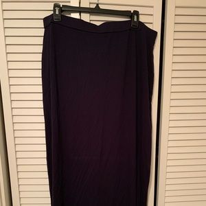 LIKE NEW Loft Maxi Skirt